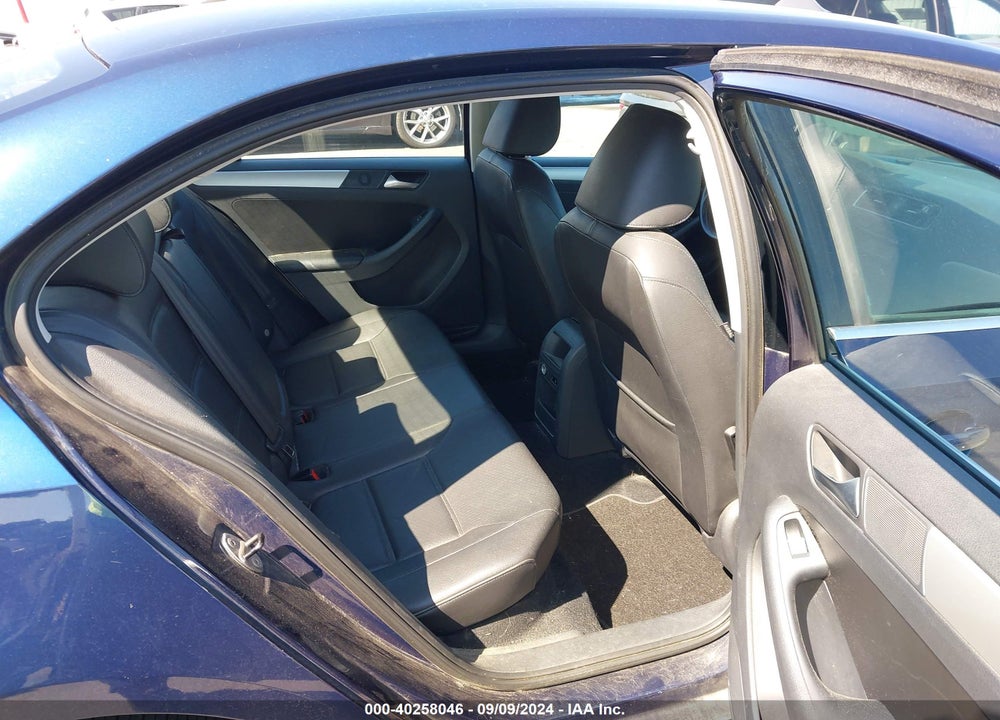 2013 VOLKSWAGEN JETTA 2.5L SE VIN: 3VWDP7AJ0DM434903