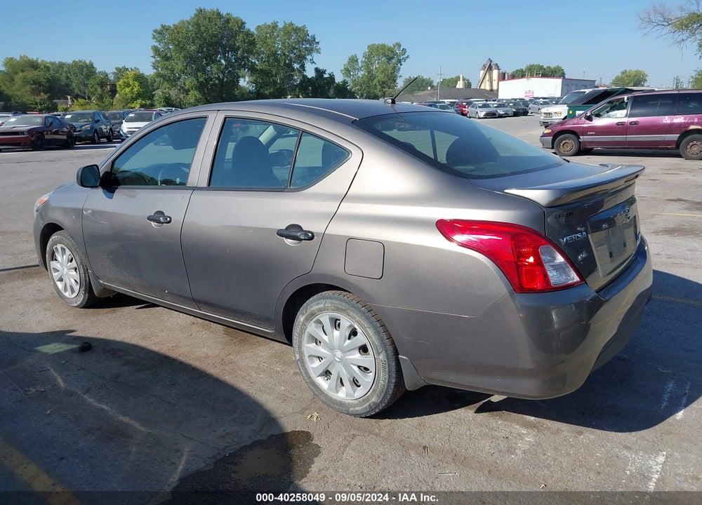 2015 NISSAN VERSA 1.6 S+ VIN: 3N1CN7AP4FL877852