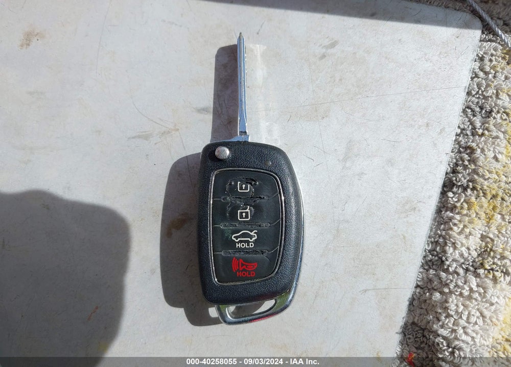 2017 HYUNDAI SONATA SE VIN: 5NPE24AFXHH480153
