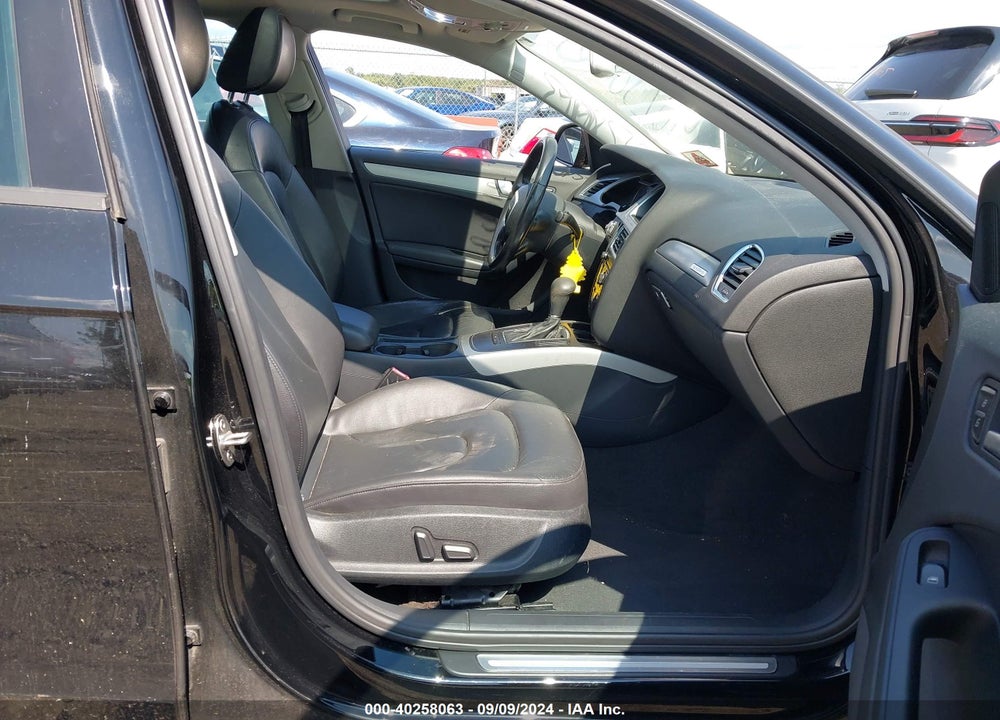 2011 AUDI A4 2.0T PREMIUM VIN: WAUBFAFL0BA086449