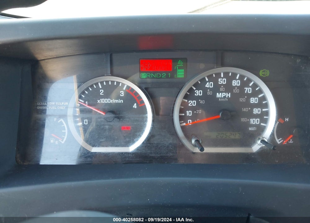 2015 ISUZU DSL REG AT VIN: JALE5W16XF7301886