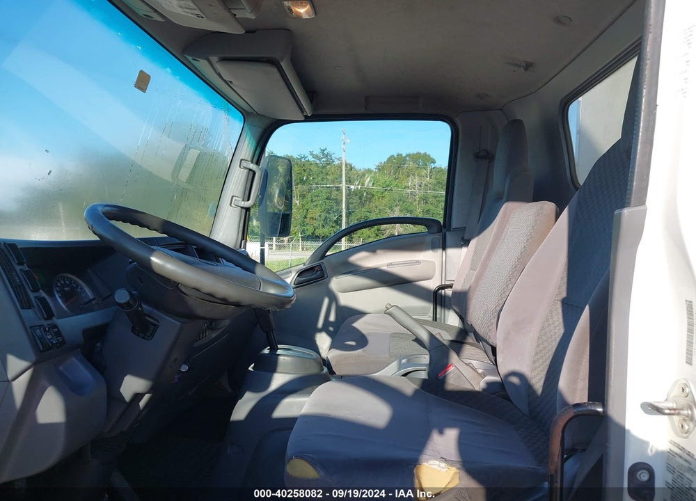 2015 ISUZU DSL REG AT VIN: JALE5W16XF7301886
