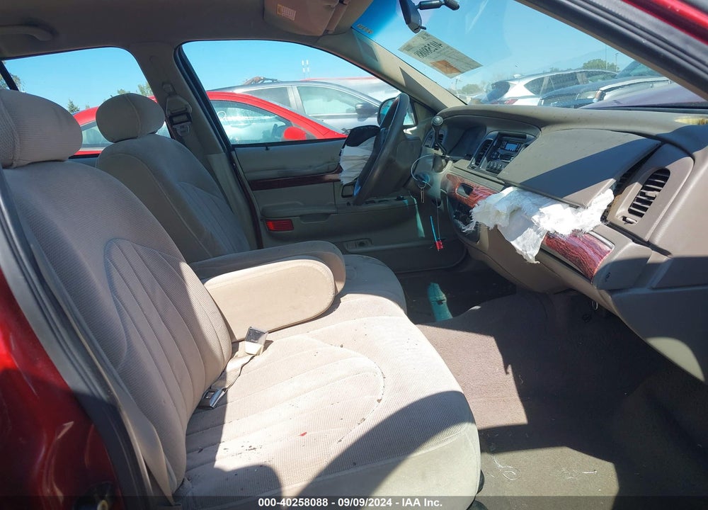 2000 MERCURY GRAND MARQUIS GS VIN: 2MEFM74W4YX744024