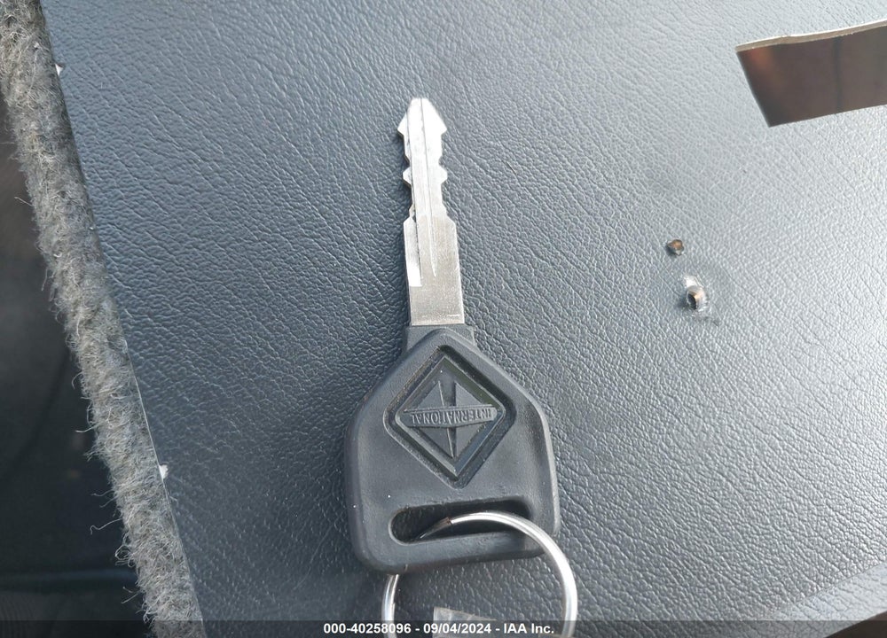 2017 INTERNATIONAL DURASTAR 4300 VIN: 1HTMNMMLXHH040908