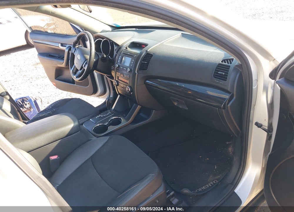 2012 KIA SORENTO EX VIN: 5XYKUCA62CG288779