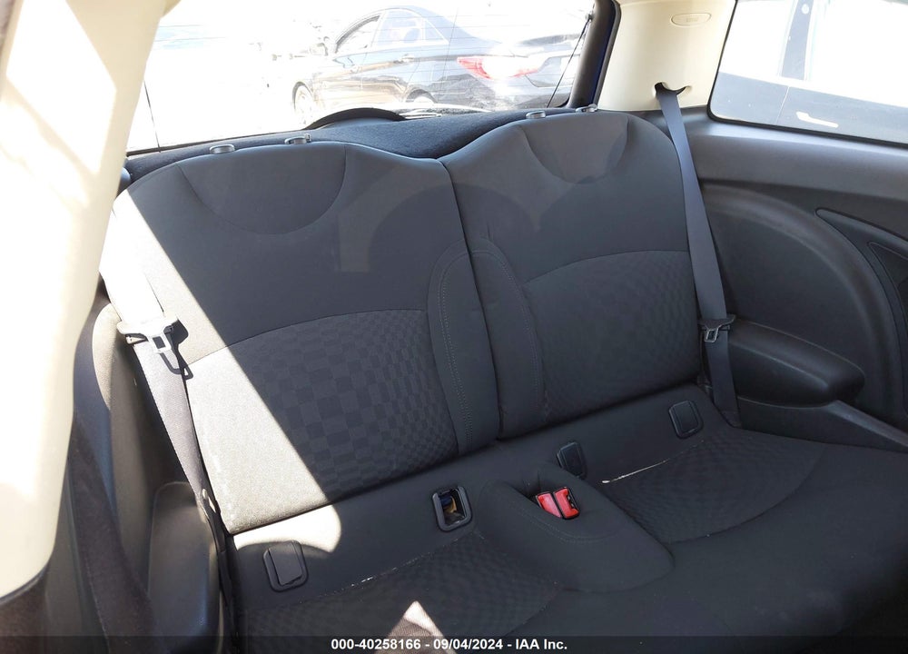 2012 MINI COOPER VIN: WMWSU3C55CT261954