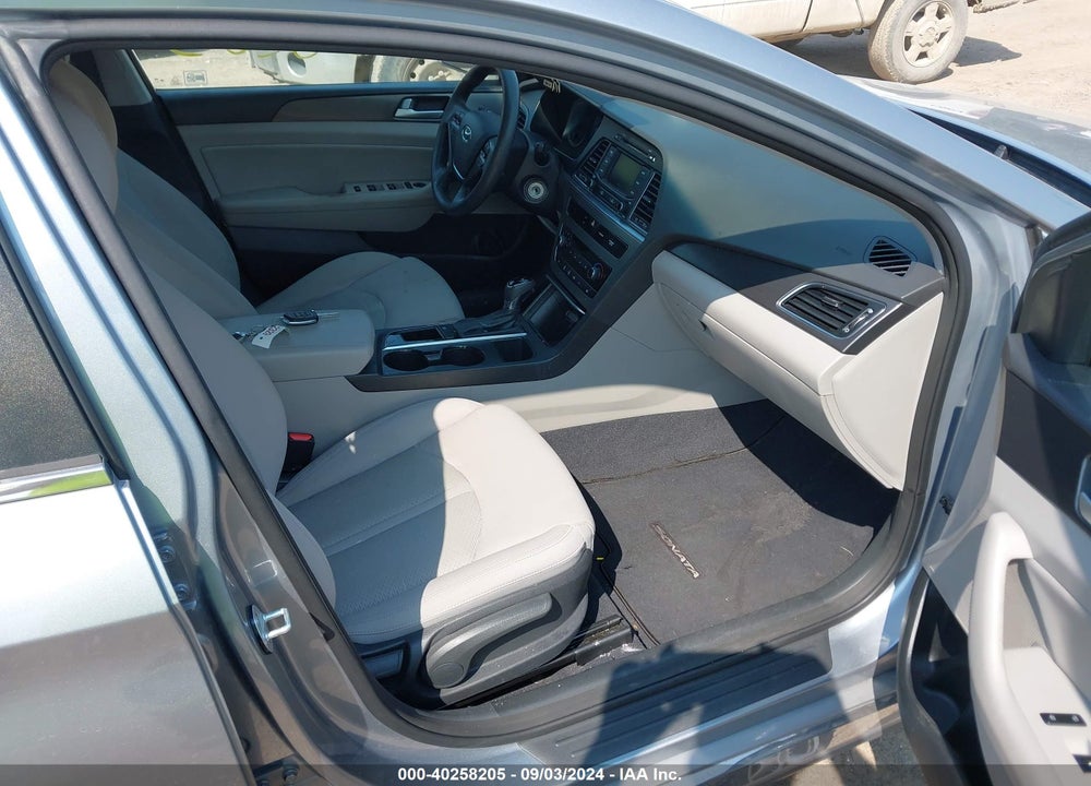 2015 HYUNDAI SONATA SPORT VIN: 5NPE34AF4FH108284