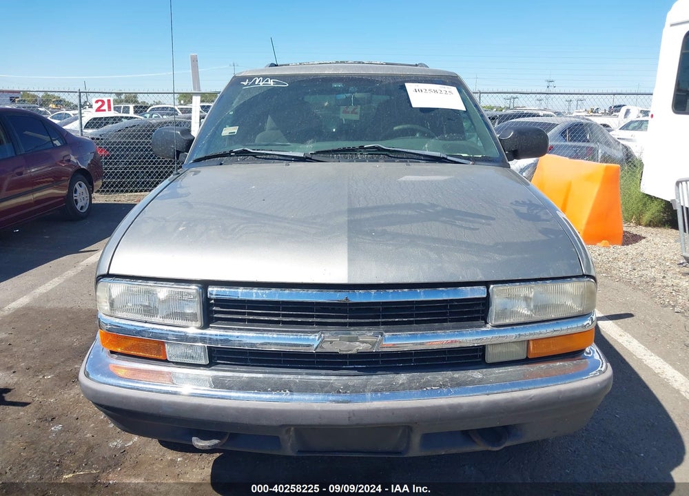 1998 CHEVROLET BLAZER LS VIN: 1GNDT13W2W2182545