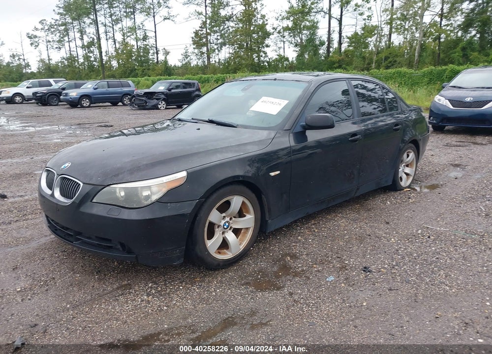 2007 BMW 525I VIN: WBANE53507CY06826
