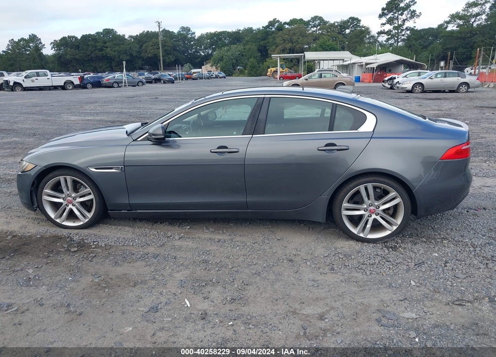 2017 JAGUAR XE 35T PRESTIGE VIN: SAJAE4BV7HA961482