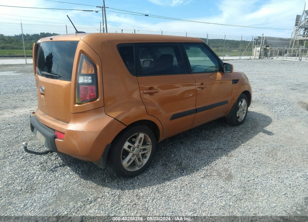 2011 KIA SOUL VIN: KNDJT2A29B7313761