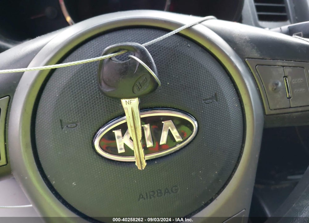 2011 KIA SOUL VIN: KNDJT2A22B7340719