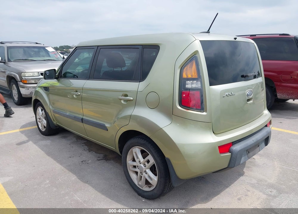 2011 KIA SOUL VIN: KNDJT2A22B7340719