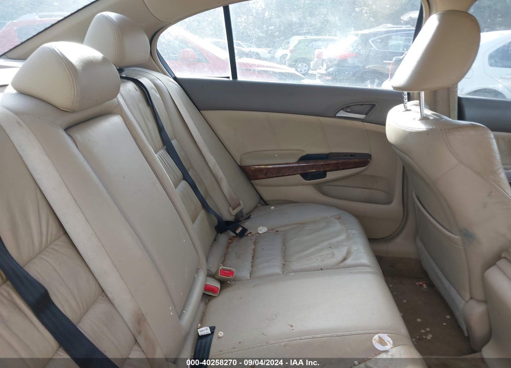 2009 HONDA ACCORD VIN: 1HGCP26829A018705