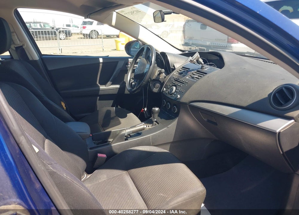 2013 MAZDA 3 I TOURING VIN: JM1BL1LP1D1768665