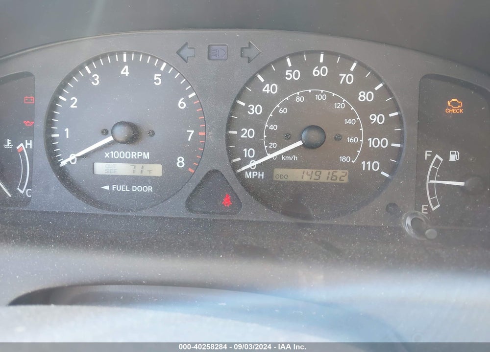 2001 TOYOTA COROLLA LE VIN: 2T1BR12E41C444972