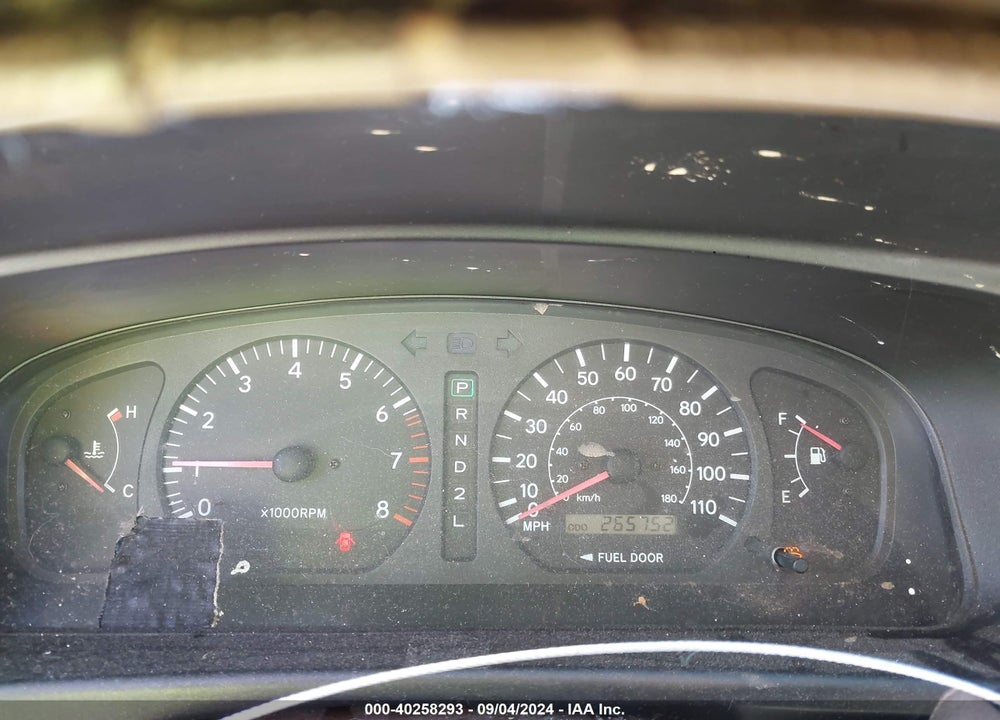 2000 TOYOTA SIENNA LE VIN: 4T3ZF13C3YU181507