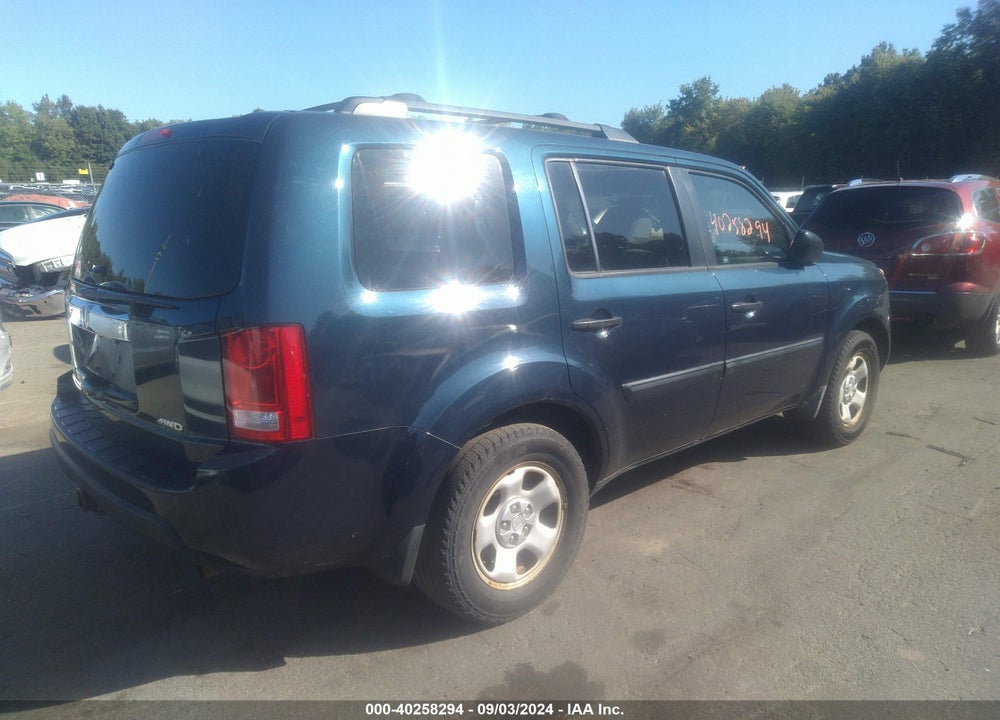 2010 HONDA PILOT LX VIN: 5FNYF4H21AB010862
