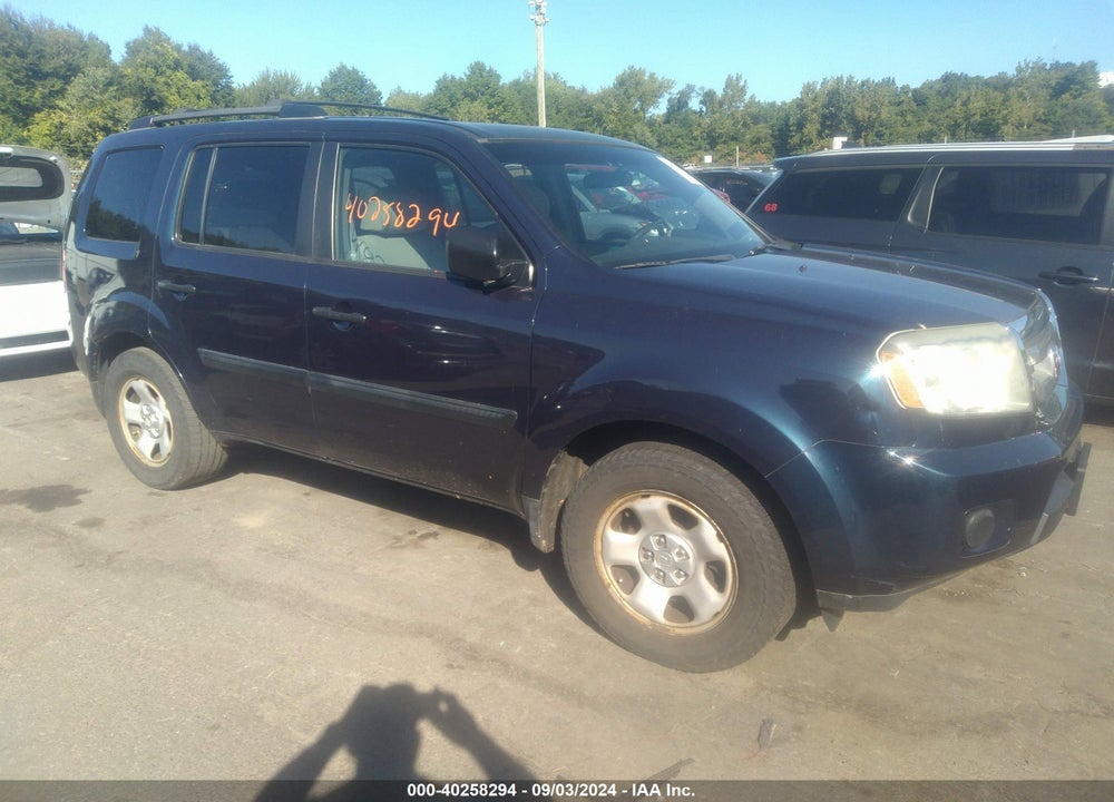 2010 HONDA PILOT LX VIN: 5FNYF4H21AB010862
