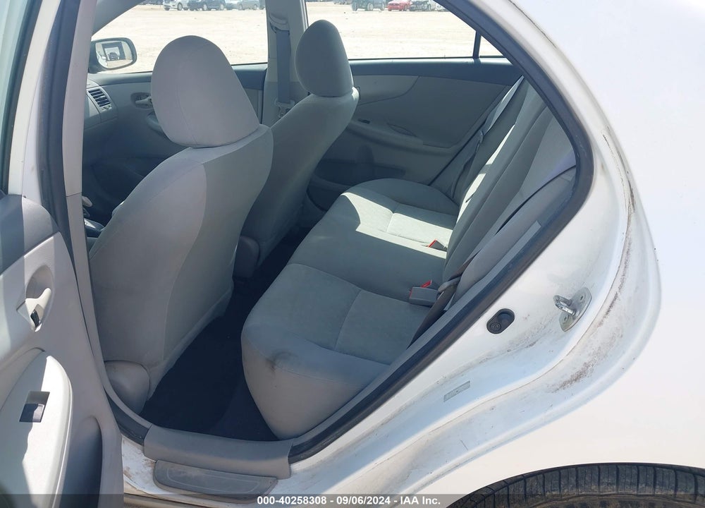 2009 TOYOTA COROLLA LE VIN: 1NXBU40E19Z135621