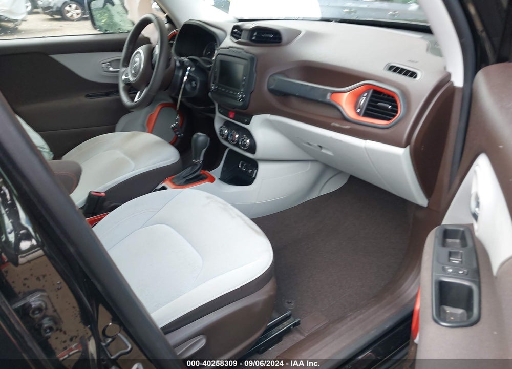 2016 JEEP RENEGADE LATITUDE VIN: ZACCJABT7GPD18953