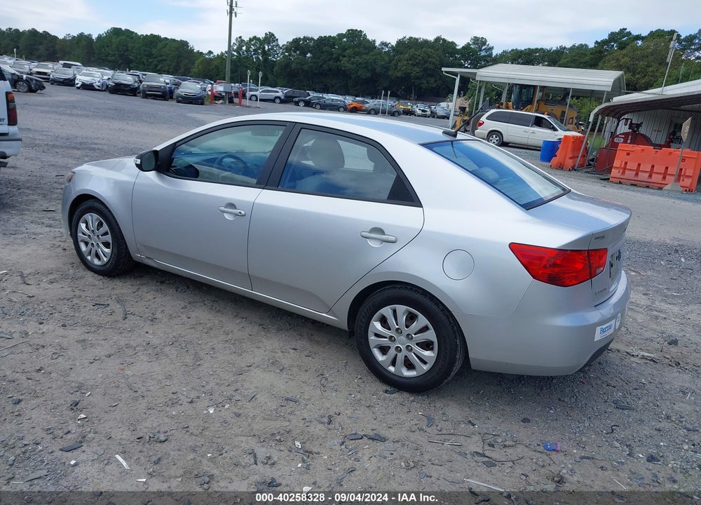 2010 KIA FORTE EX VIN: KNAFU4A22A5096771