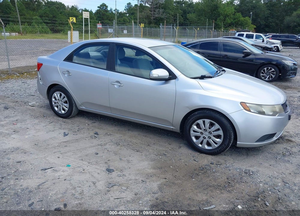 2010 KIA FORTE EX VIN: KNAFU4A22A5096771