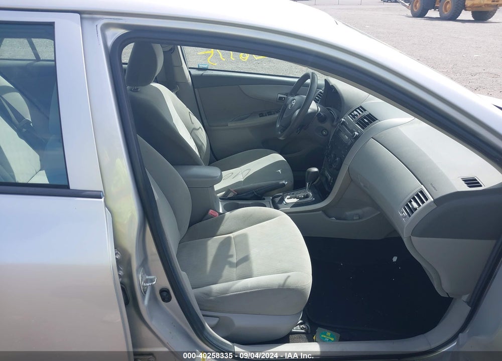 2010 TOYOTA COROLLA LE VIN: 2T1BU4EE9AC333927