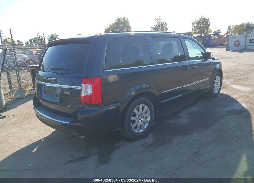 2014 CHRYSLER TOWN & COUNTRY VIN: 2C4RC1BG5ER158782