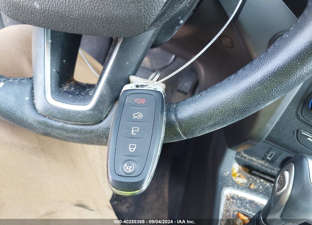 2019 FORD ESCAPE SEL VIN: 1FMCU9HD5KUB26875