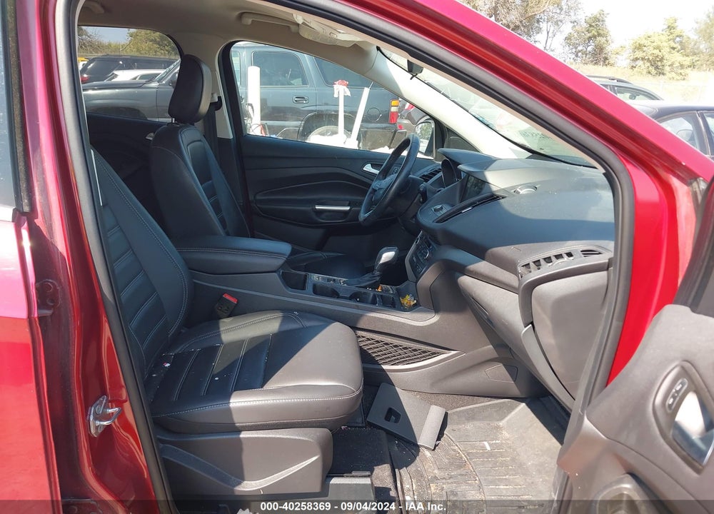 2019 FORD ESCAPE SEL VIN: 1FMCU9HD5KUB26875