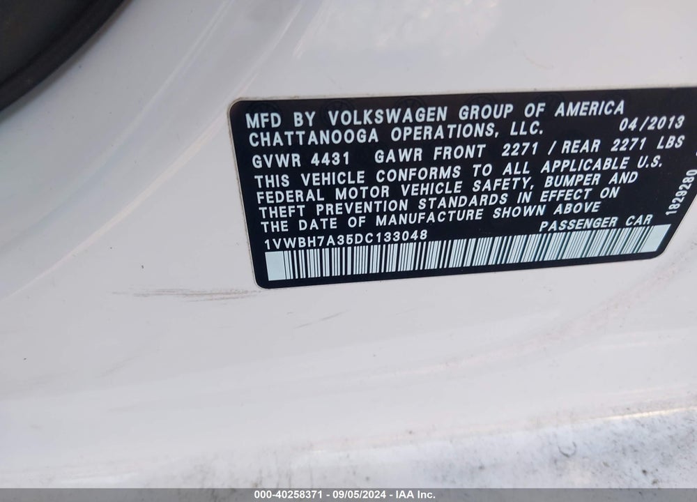 2013 VOLKSWAGEN PASSAT 2.5L SE VIN: 1VWBH7A35DC133048