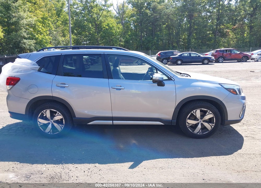2020 SUBARU FORESTER TOURING VIN: JF2SKAXC5LH555638
