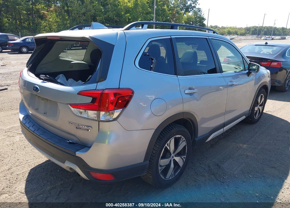 2020 SUBARU FORESTER TOURING VIN: JF2SKAXC5LH555638