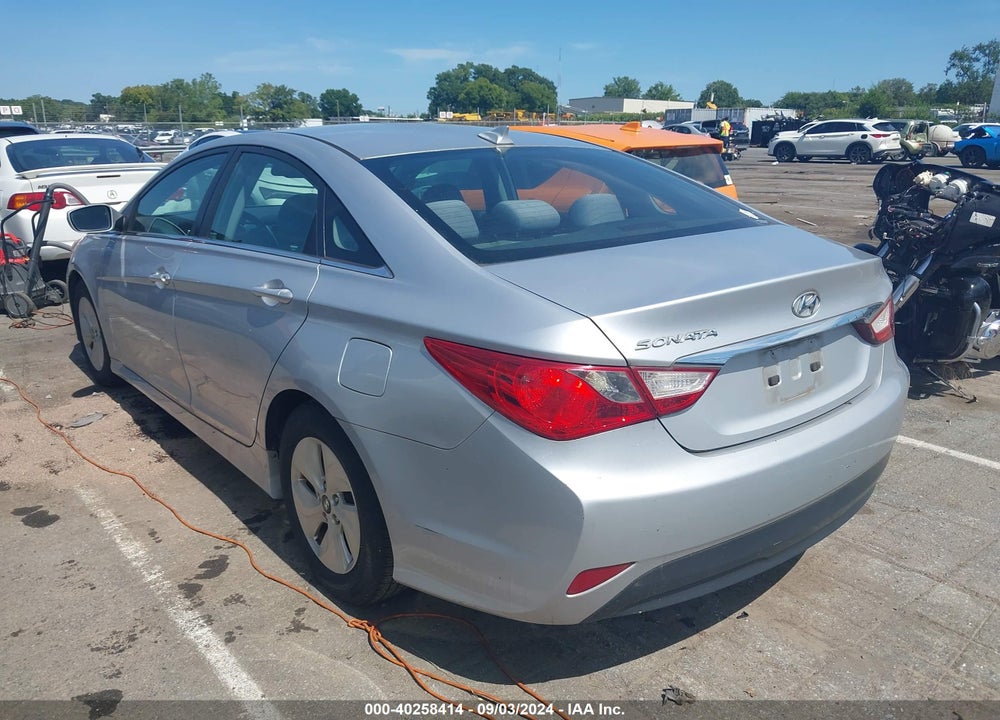 2014 HYUNDAI SONATA GLS VIN: 5NPEB4AC5EH821203