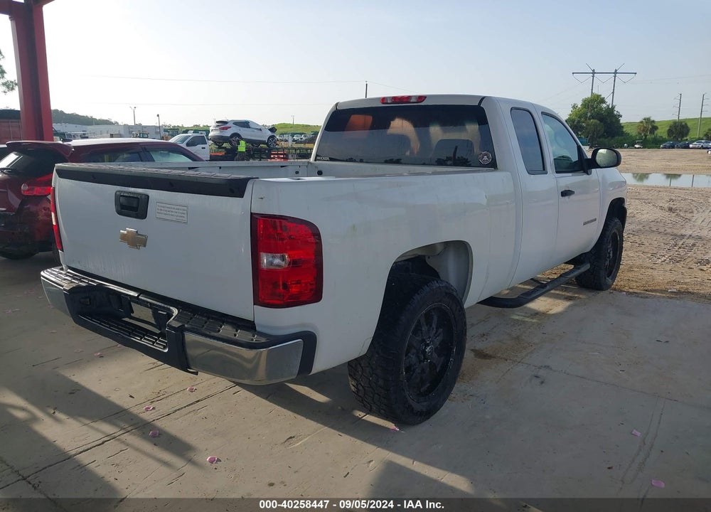 2011 CHEVROLET SILVERADO 1500 WORK TRUCK VIN: 1GCRCPEX2BZ376291