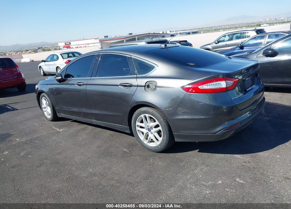 2015 FORD FUSION SE VIN: 3FA6P0HD7FR238200