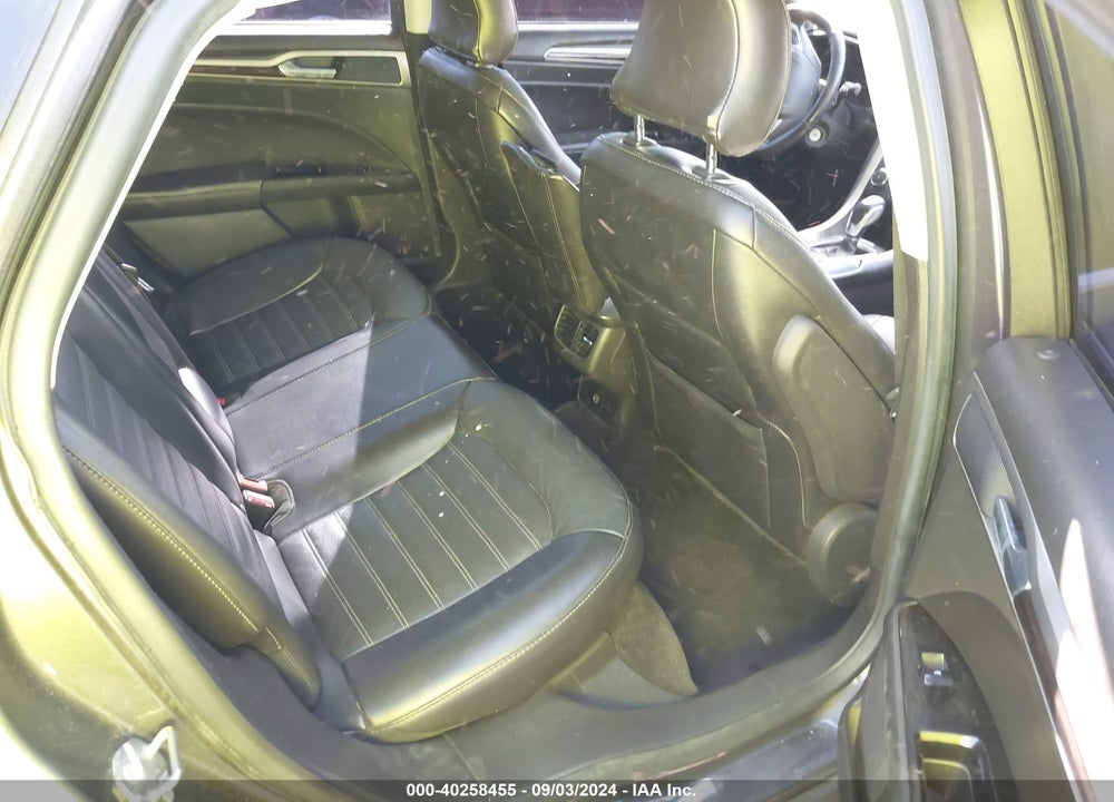 2015 FORD FUSION SE VIN: 3FA6P0HD7FR238200