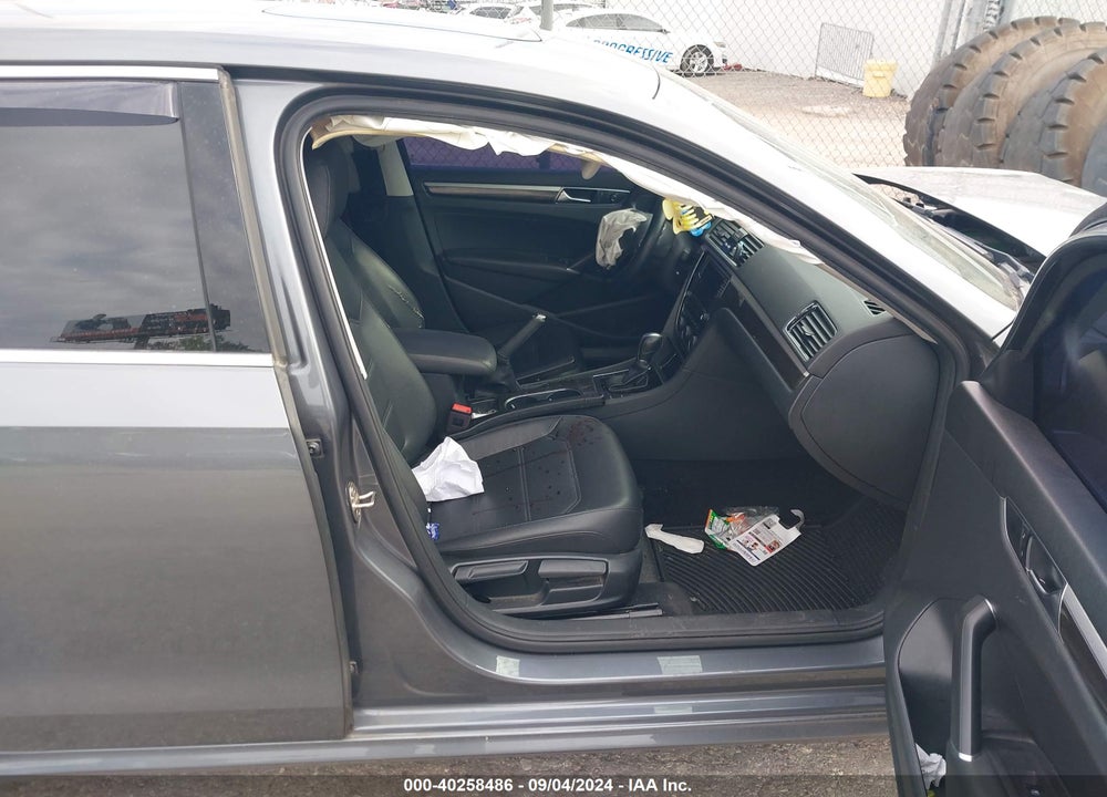 2018 VOLKSWAGEN PASSAT 2.0T SE VIN: 1VWBA7A37JC019164