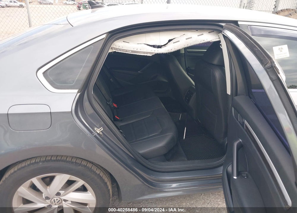 2018 VOLKSWAGEN PASSAT 2.0T SE VIN: 1VWBA7A37JC019164