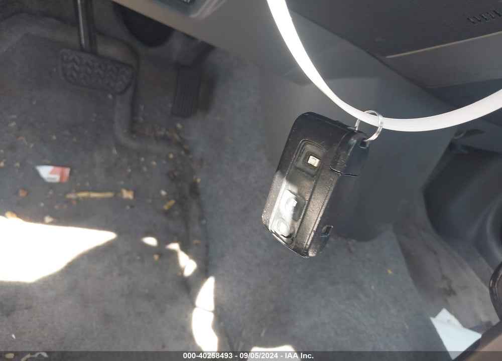 2006 TOYOTA PRIUS VIN: JTDKB20U163155469