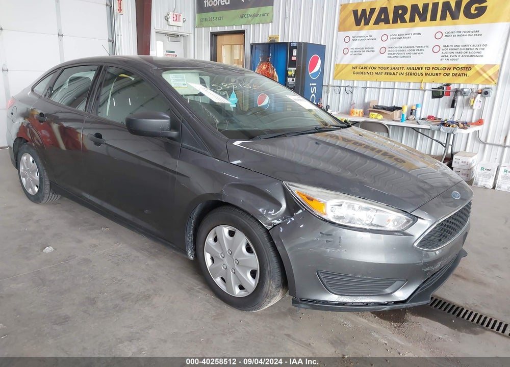 2017 FORD FOCUS S VIN: 1FADP3E20HL338409