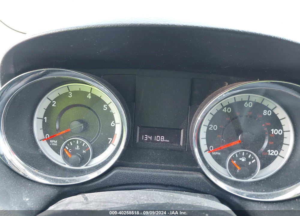 2012 DODGE GRAND CARAVAN SXT VIN: 2C4RDGCG6CR303940