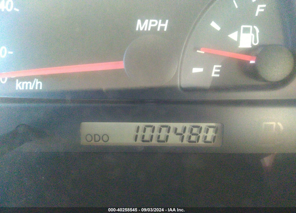 2002 TOYOTA CAMRY LE VIN: 4T1BE32K72U549731
