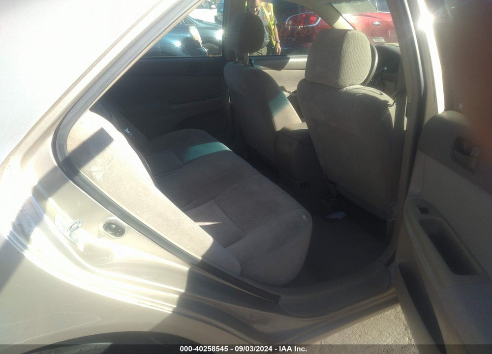 2002 TOYOTA CAMRY LE VIN: 4T1BE32K72U549731