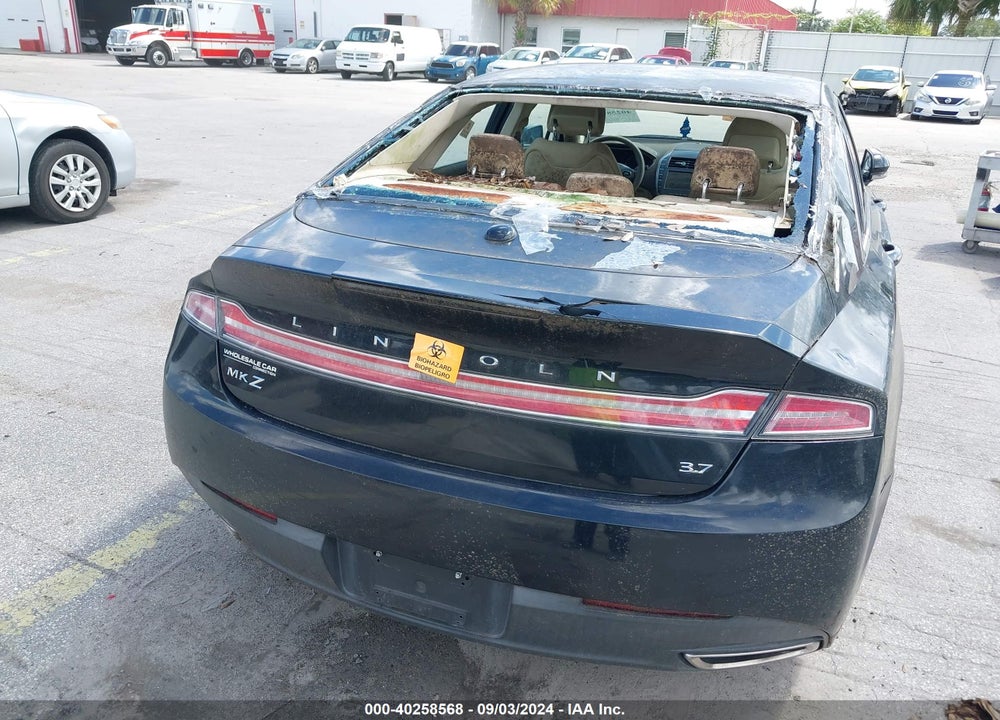 2013 LINCOLN MKZ VIN: 3LN6L2GK5DR808379