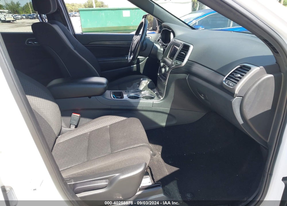 2021 JEEP GRAND CHEROKEE LAREDO E 4X2 VIN: 1C4RJEAG8MC717702