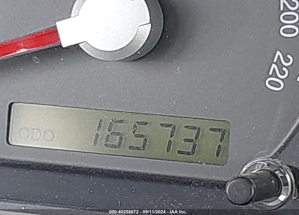 2008 KIA SORENTO LX VIN: KNDJC735485854483