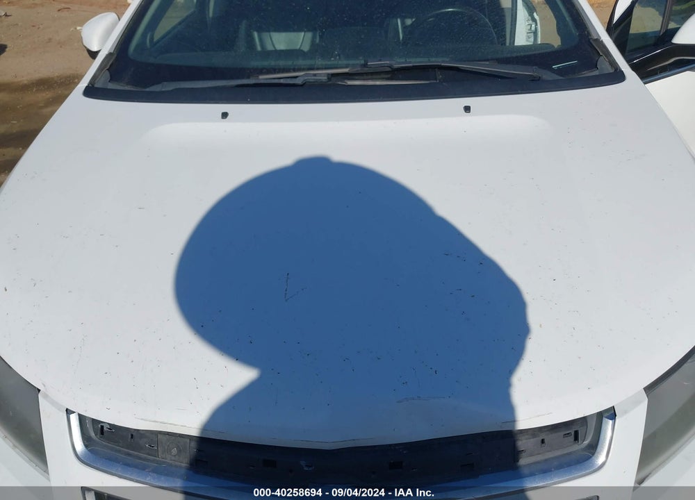 2015 CHEVROLET VOLT VIN: 1G1RD6E49FU108105