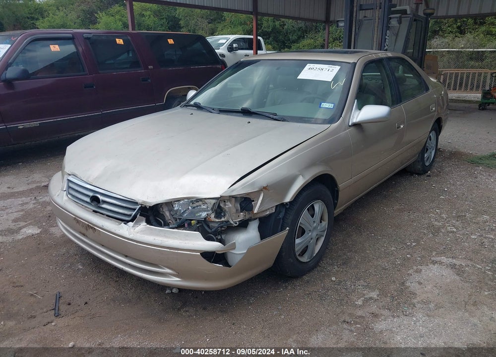2000 TOYOTA CAMRY LE VIN: JT2BG22K7Y0417232